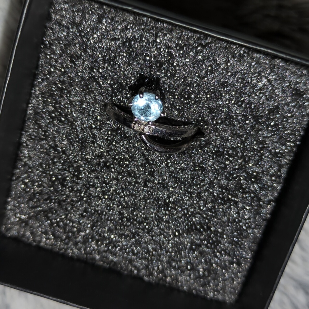 Blue topaz ring 925